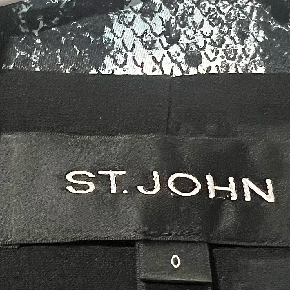 St John Black & White Snakeskin Python Print Cott… - image 5